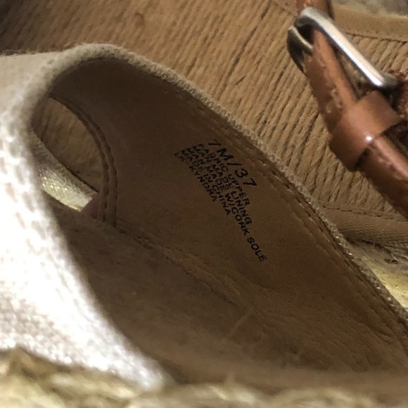 🌼Lucky Brand Wedge Sandals 🌼 - Picture 9 of 16